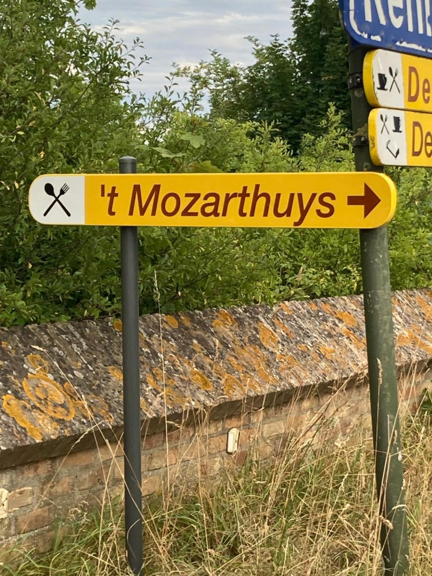 Vila 'T Mozarthuys Lo-Reninge Exteriér fotografie